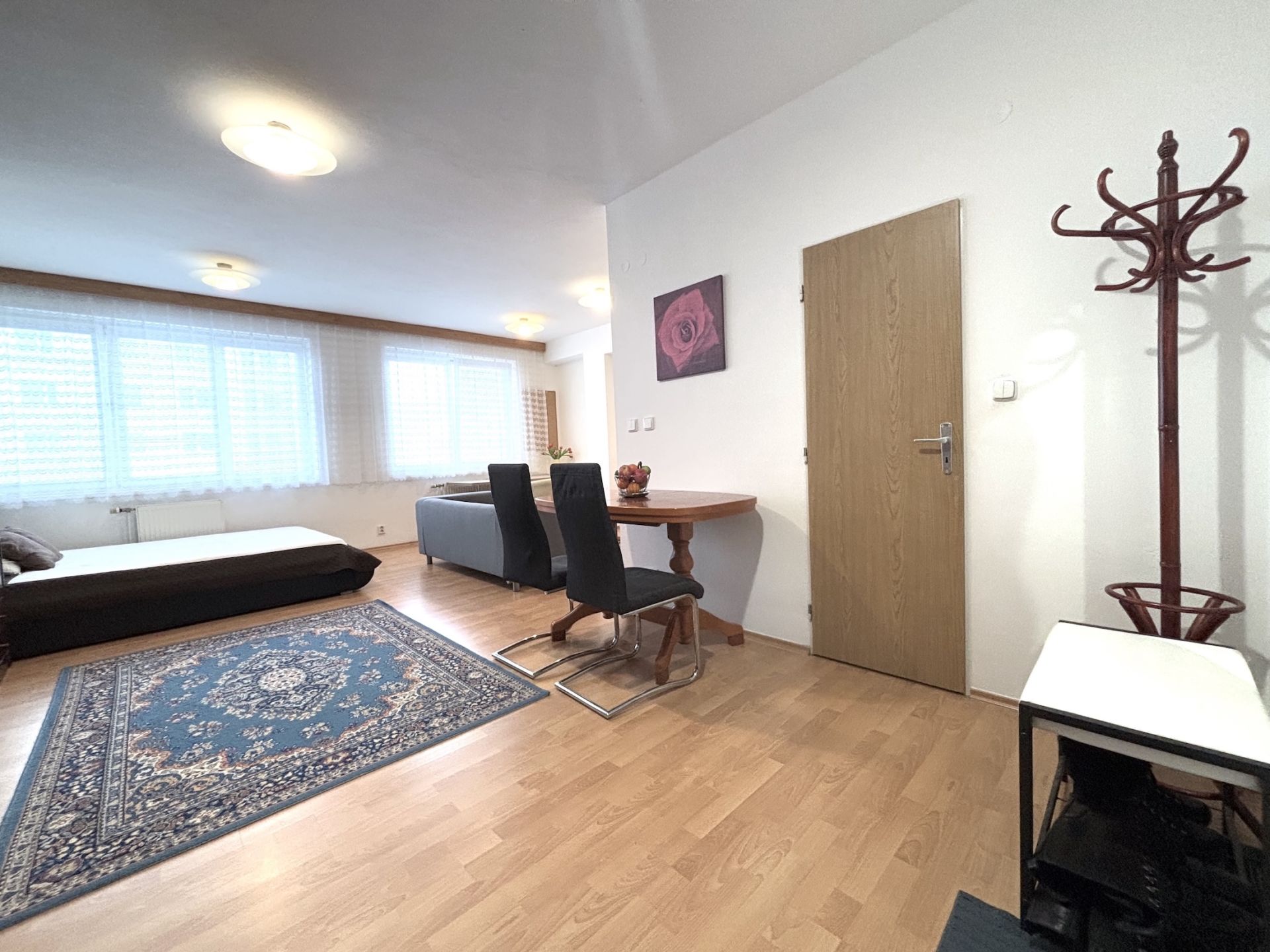 Rozľahlý a príjemný 1-izbový byt v srdci Ružinova pri OC Retro