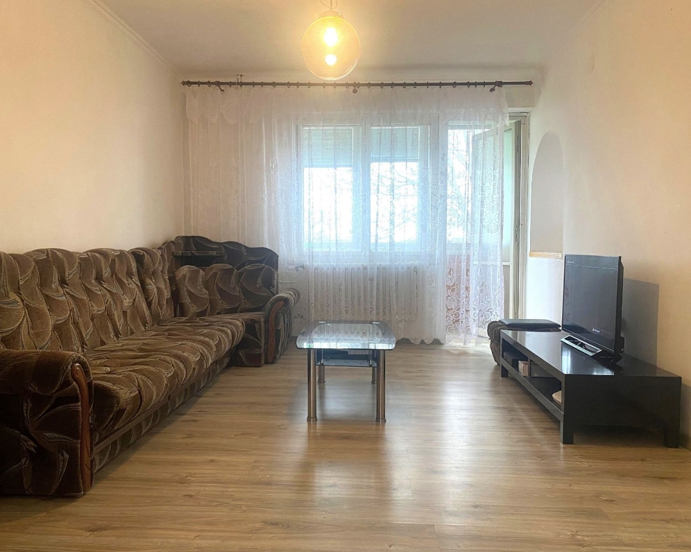 PRENAJATÝ 3i byt Štúrova, Grinava, Pezinok